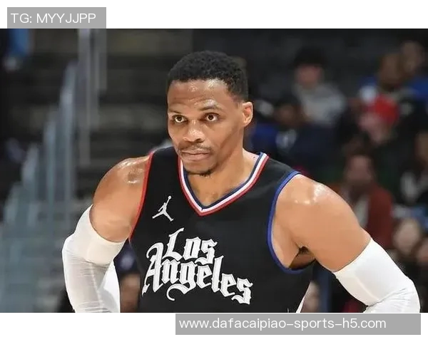 安东尼坚信威少仍具价值不会从队史伟大球员沦为可有可无角色 安东尼坚信威少仍具价值不会从队史伟大球员沦为可有可无角色